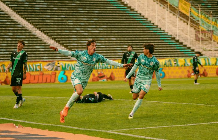 El ex Los Andes Andrés Vombergar, la figura de Aldosivi que amarga al Taladro.