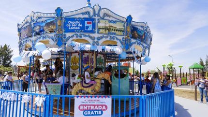 El carrousel funciona de 11 a 20 horas.