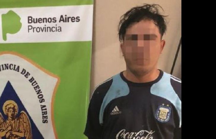 El caso se descubrió tras la denuncia del padre biológico de la nena más grande.