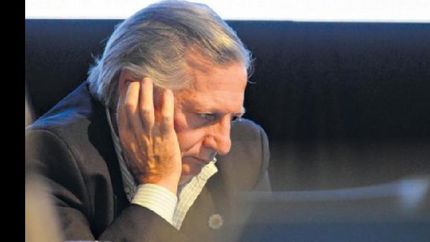 sigo teniendo mi dinero afuera. a medida que recuperemos la confianza en la argentina regresaremos el dinero