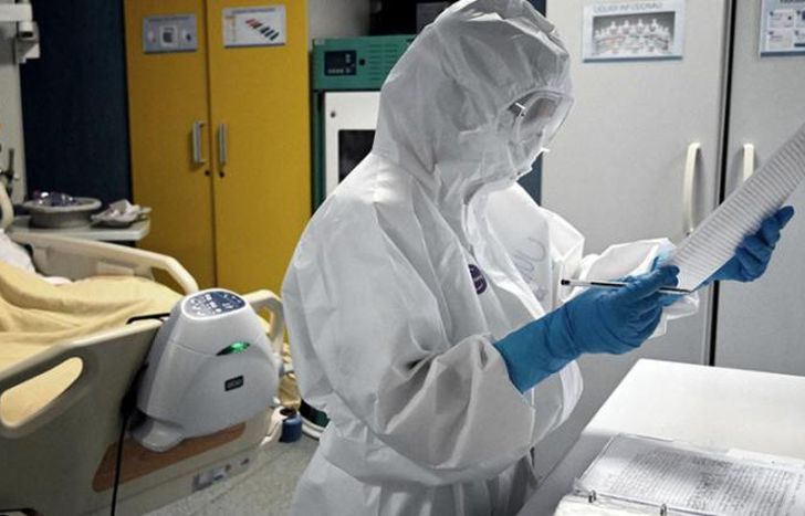 Son 344 los internados con Coronavirus en unidades de terapia intensiva.