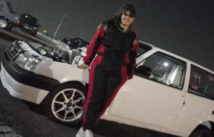 Belén Rinzivillo, tiene 30 años, y corre en el 1/4 de milla.