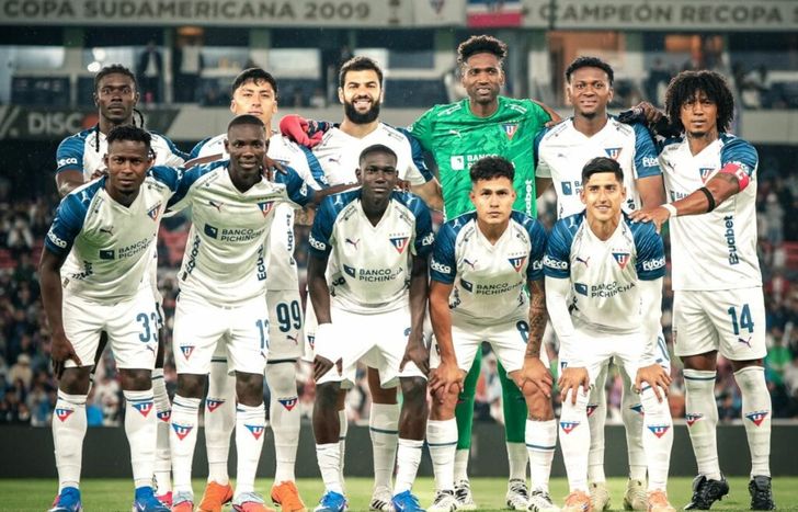 Liga de Quito se prepara para un choque trascendental ante Lanús.