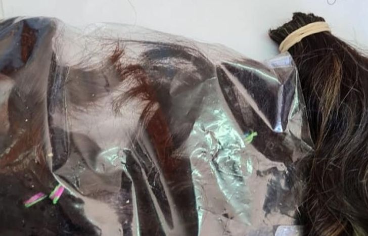 Se juntaron más de 60 mechones de pelo en Lomas.