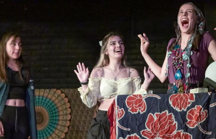 Arranca los talleres de teatro.