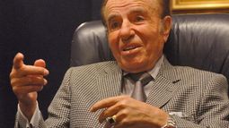 Ofrecen recompensa para recuperar el anillo de Carlos Menem.
