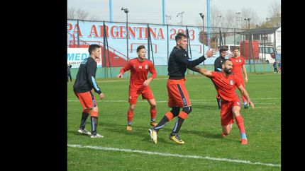 un empate y una derrota para el tricolor