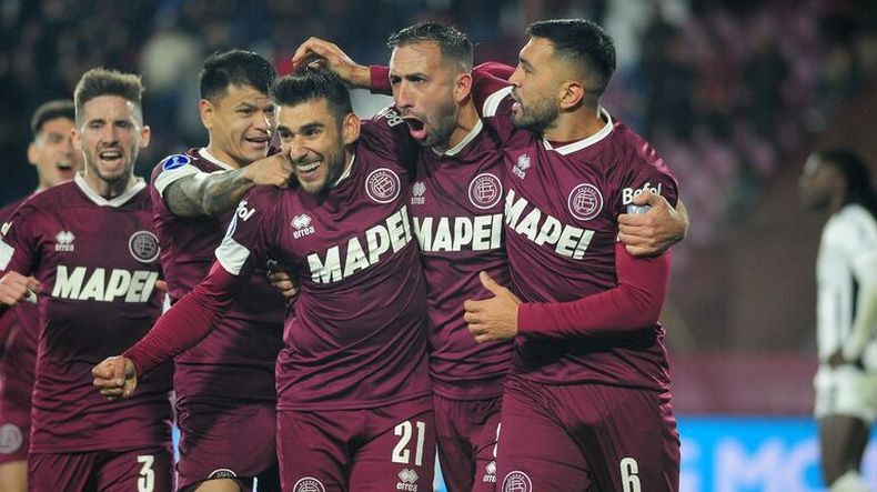 Lanús se impuso sobre Liga de Quito en la Copa Sudamericana 2024.