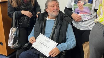 Los padres de sus pacientes reconocieron y agradecieron al médico por su trayectoria, generosidad y ética.