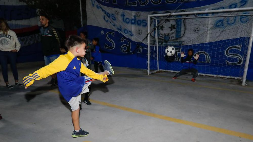 Inauguraron la nueva cancha del Club Sampdoria, de Temperley.