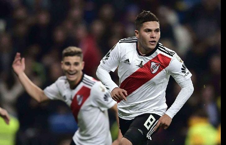 Quintero destrabó el encuentro con un golazo en tiempo extra.