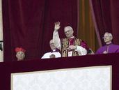 Expectativa en Roma y el mundo por la operación del Papa León XIV.
