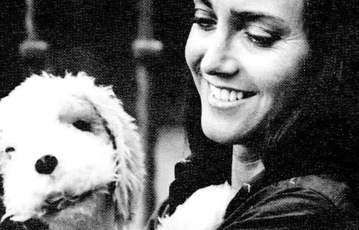 Cecile y el perro Alfonso.