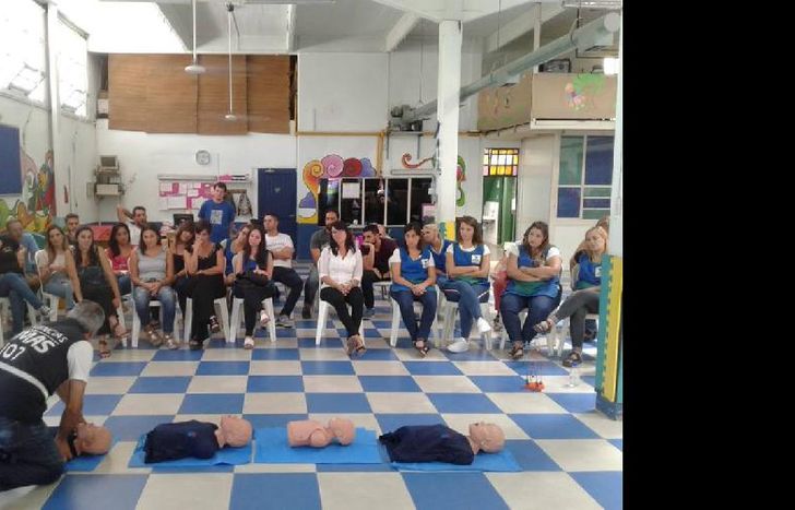 Las clases tienen una parte teórica y otra práctica.