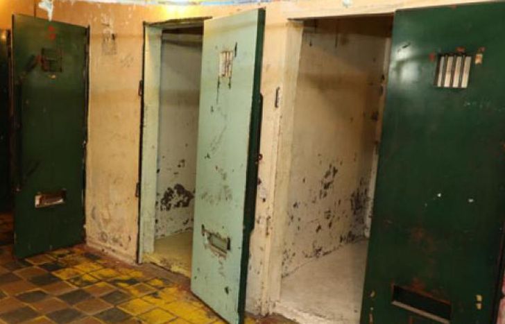 16 represores son juzgados por los delitos cometidos en el Pozo de Banfield.