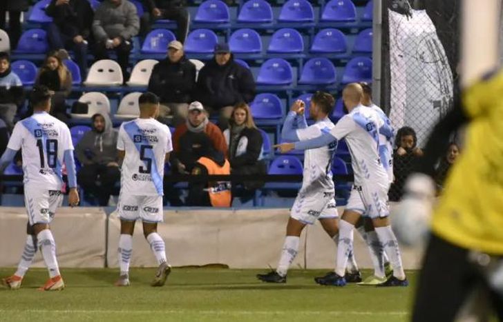 Temperley volvió a la victoria después de cuatro fechas.