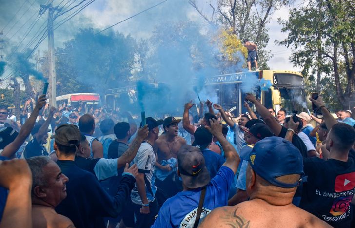 Los hinchas de Temperley le pusieron color a la vuelta de los visitantes en la Primera Nacional.&nbsp;