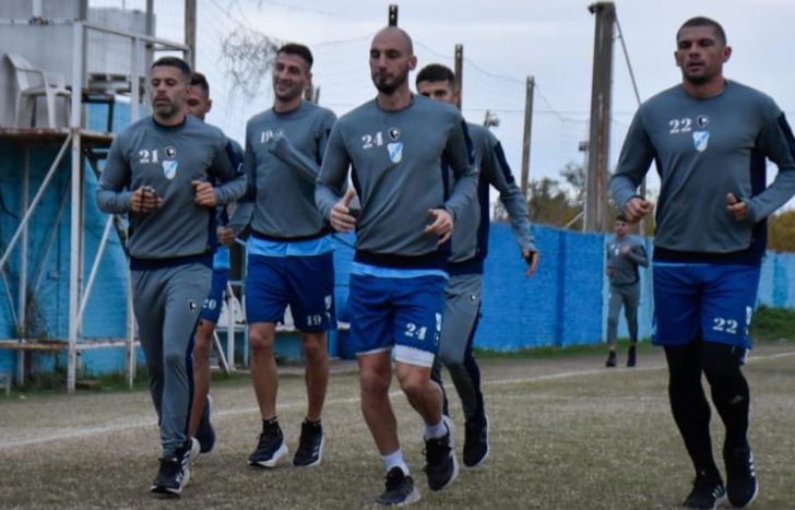 Perazzo sufrió bajas en el plantel gasolero.