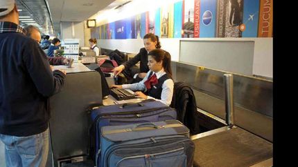 aerolineas: paro en el call center impide miles de llamadas de pasajeros