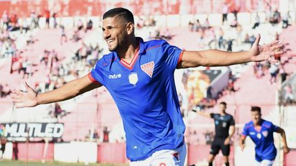 Gastón Martínez celebra el segundo gol del Milrayitas. Gastón Martínez celebra el segundo gol del Milrayitas.