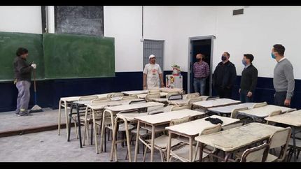 relevan necesidades edilicias y avanzan con obras en escuelas de lomas