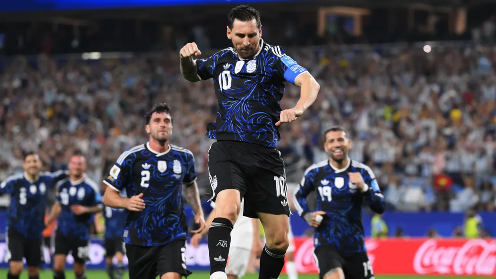 La Selección Argentina jugará con la camiseta azul contra Inglaterra.&nbsp;