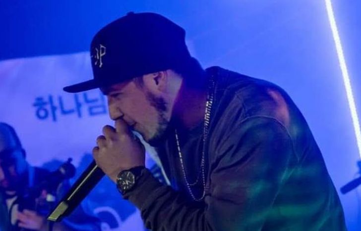 Abel encontró en la música una manera de concientizar.