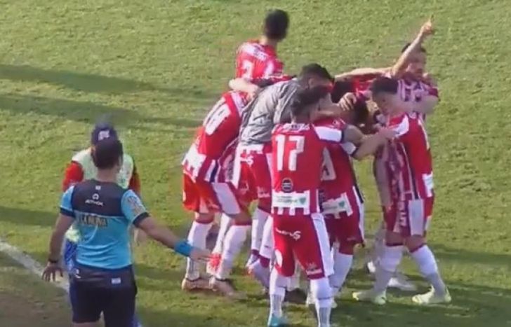 Talleres celebra y se afianza alto en la Primera B.