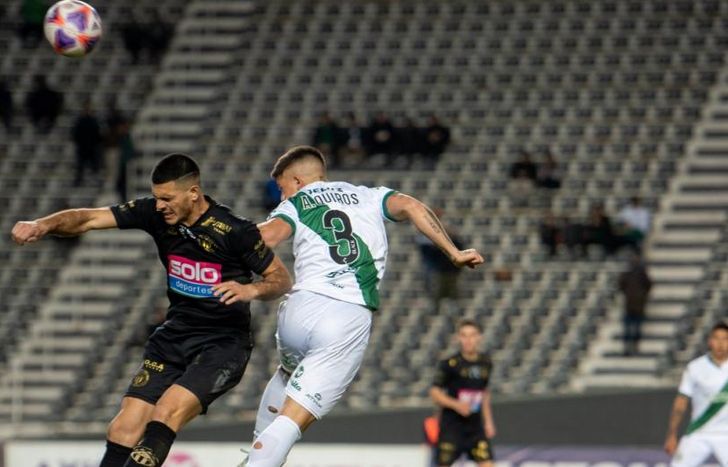 Banfield vuelve a jugar en el Diego Maradona de La Plata.