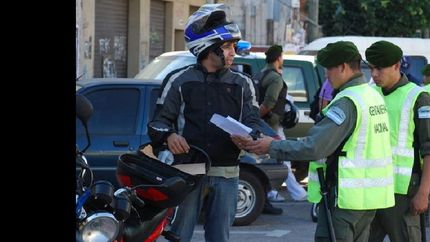 procesaron a siete gendarmes por incumplir con sus deberes