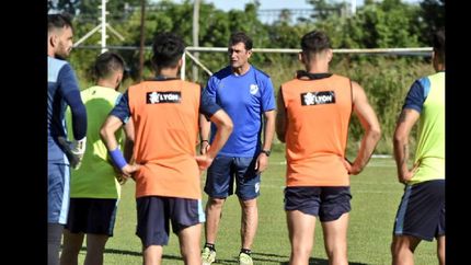 aldirico confía en su equipo y siempre apuesta por el mismo once inicial. aldirico confía en su equipo y siempre apuesta por el mismo once inicial.