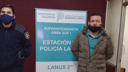 Están acusados de robo y por tenencia de droga.