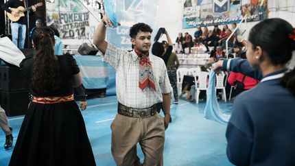 Un ciclo que lleva la música y el baile a instituciones barriales de Lomas.