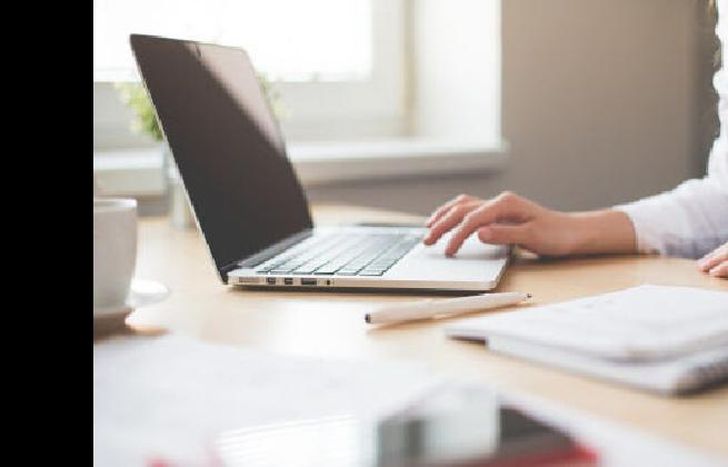 el curso es virtual y tiene una duración de tres meses.