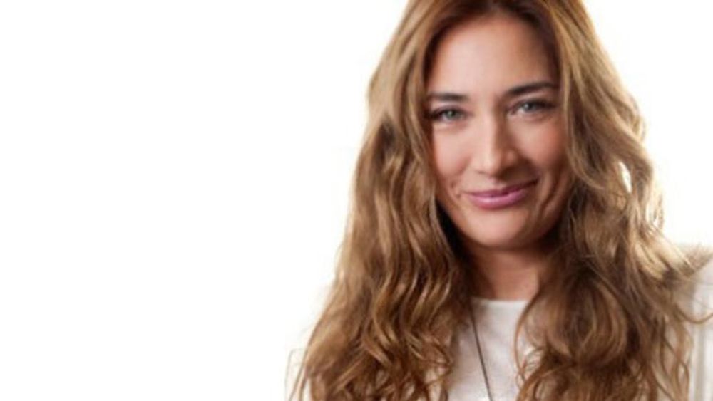 Sandra Ballesteros pasó de la actuación a los surtidores