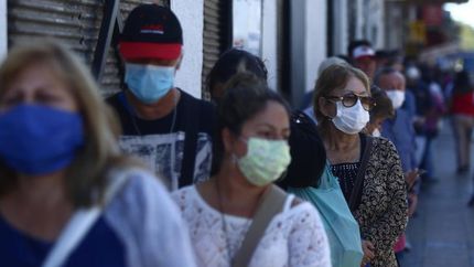 los casos de covid siguen estables, pero se espera un crecimiento para abril y mayo