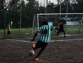 lomas suena con otro maradona: crearon 16 potreros de la comunidad