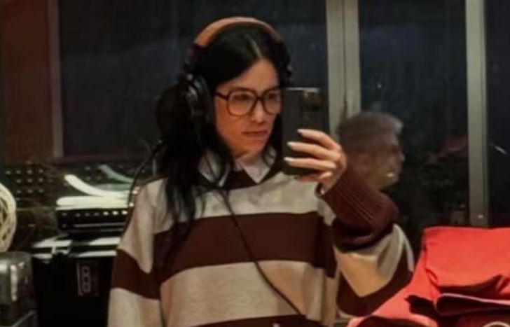 Lali, en el estudio.