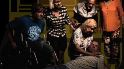 presentan una obra que pone en valor los derechos de los adultos mayores