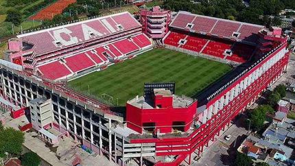 El Libertadores de América recibirá al River-Banfield.