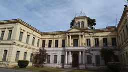 En el predio, actualmente funciona la Facultad de Ciencias Agrarias.