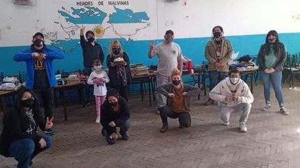 El equipo de la Sociedad de Fomento La Perla.