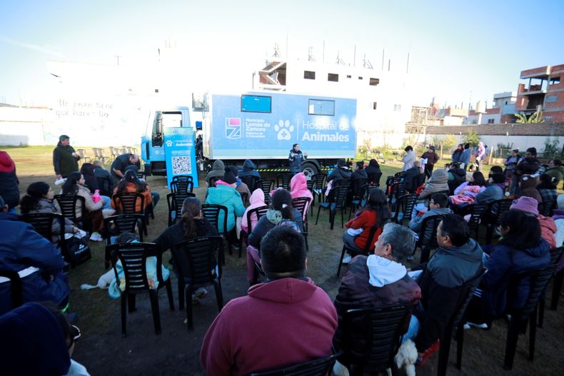 El Municipio incorpor&oacute; un trailer con quir&oacute;fano, consultorios, camilla y bachas.
