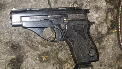 No disparó porque no había una bala en la recámara.