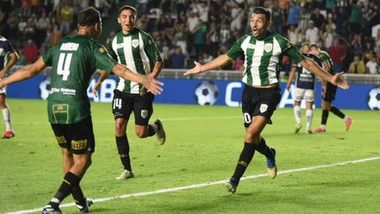 En la Copa de la Liga, se afirmó en la Zona A.