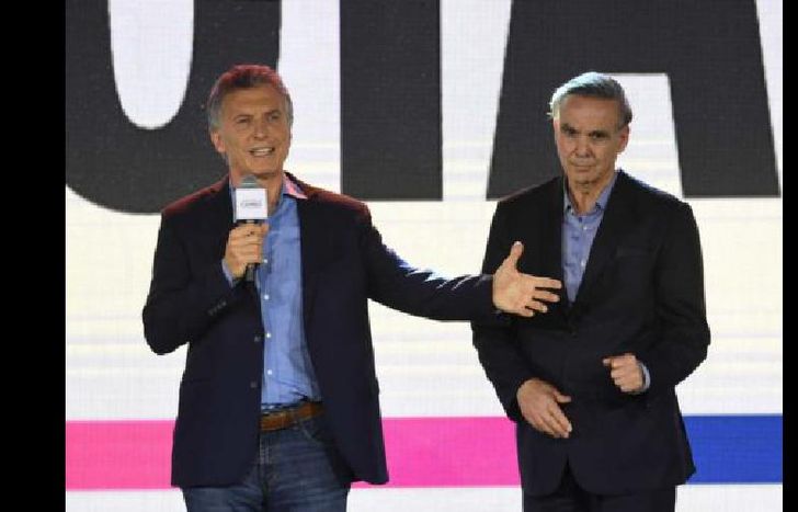 Estamos más juntos que nunca por esa Argentina que todos soñamos”.