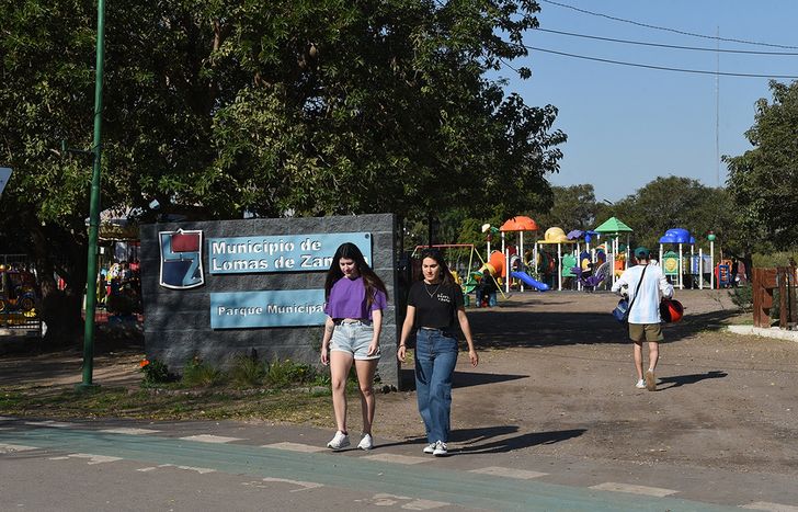 Un descanso del calor y de la lluvia para disfrutar del aire libre.