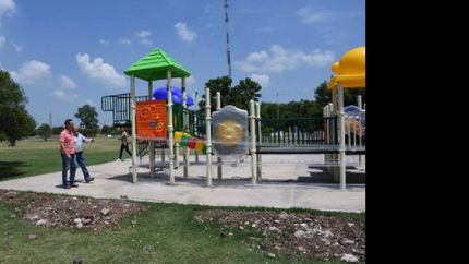 lomas: el municipio continua con la renovacion de plazas y parques lomas: el municipio continua con la renovacion de plazas y parques