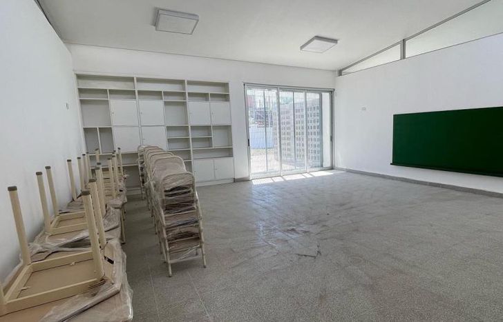 Las aulas y dependencias ya están siendo equipadas.