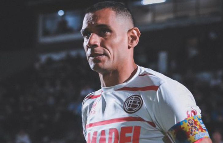 El misterio terminó y Sand renovó con Lanús.